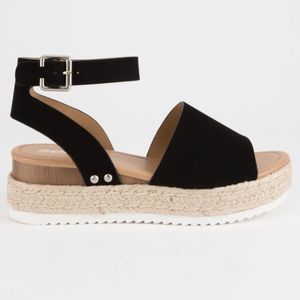 Black platform sandals